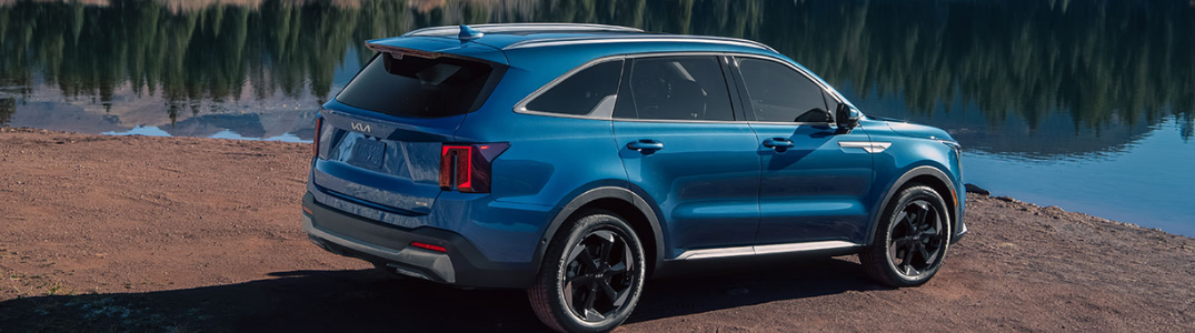 2025 Kia Sorento parked by a lake