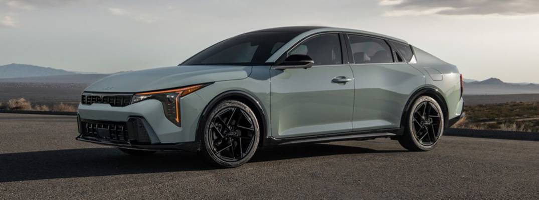 2025 kia k4 parked on pathway